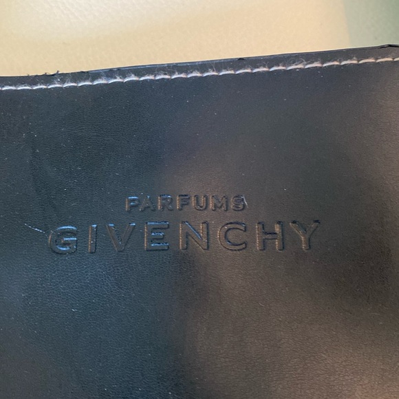 Givenchy Tote - Picture 2 of 5